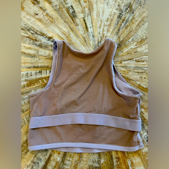 Athleta size Small Conscious Lace Crop Top A-C Shasta Purple Built In Bra- SM - Picture 5 of 6